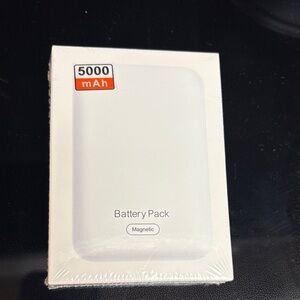 5000mAh Magnetic Battery Pack